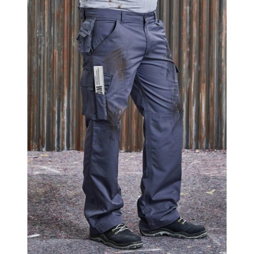 Uniszex nadrág munkaruha Russell Europe Heavy Duty Workwear Trouser Hossza 32 44 (111cm), Fek