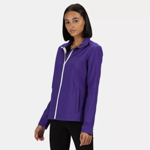 Női Regatta RETRA629 Ablaze Women S printable Softshell -2XL, Vibrant Purple/Black