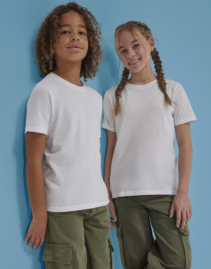 B and C #E190 T-Shirt /kids TK002 White 5/6 (110/116)